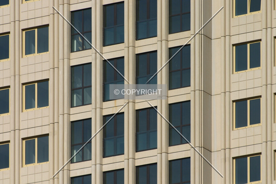 Photo 668-330-079