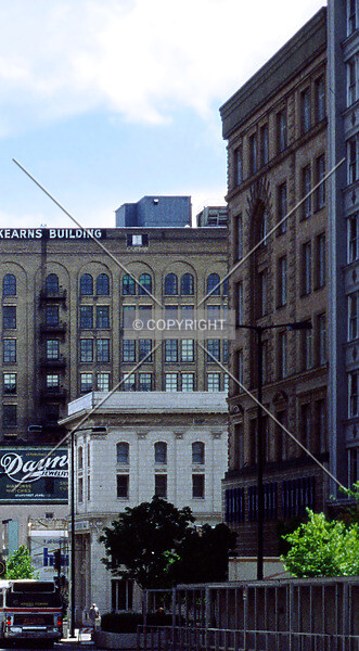 Photo 674-676-751