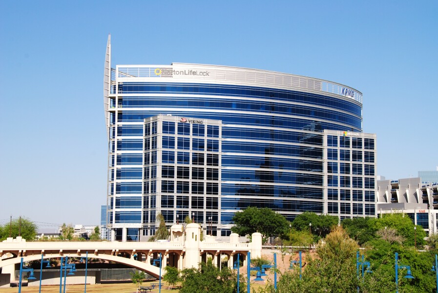 Photo 679-492-295