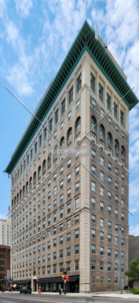 Photo 679-909-469