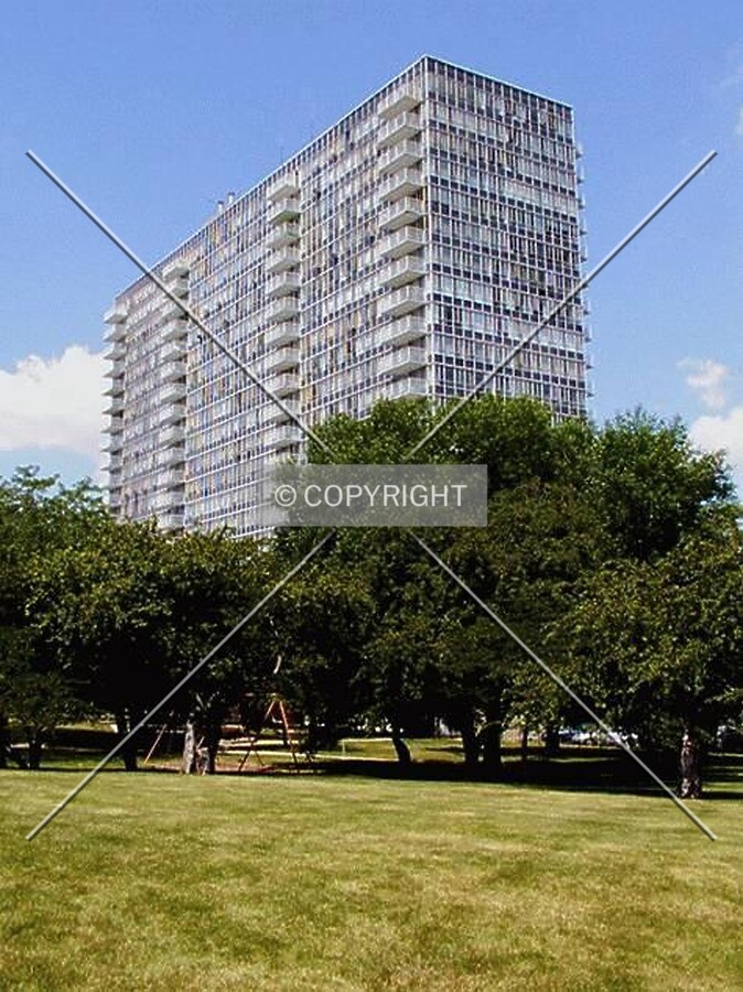 Southeast corner from the private park