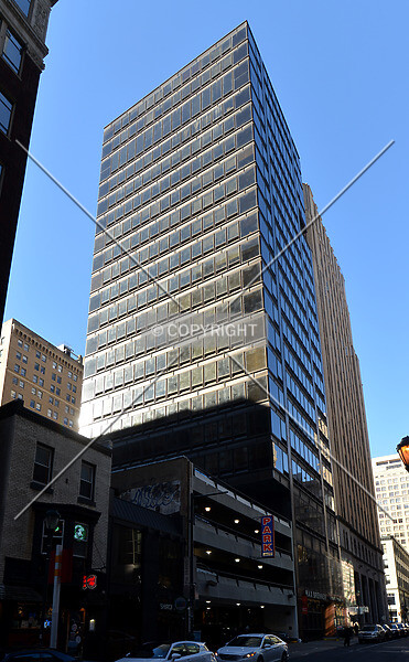 Photo 681-352-084