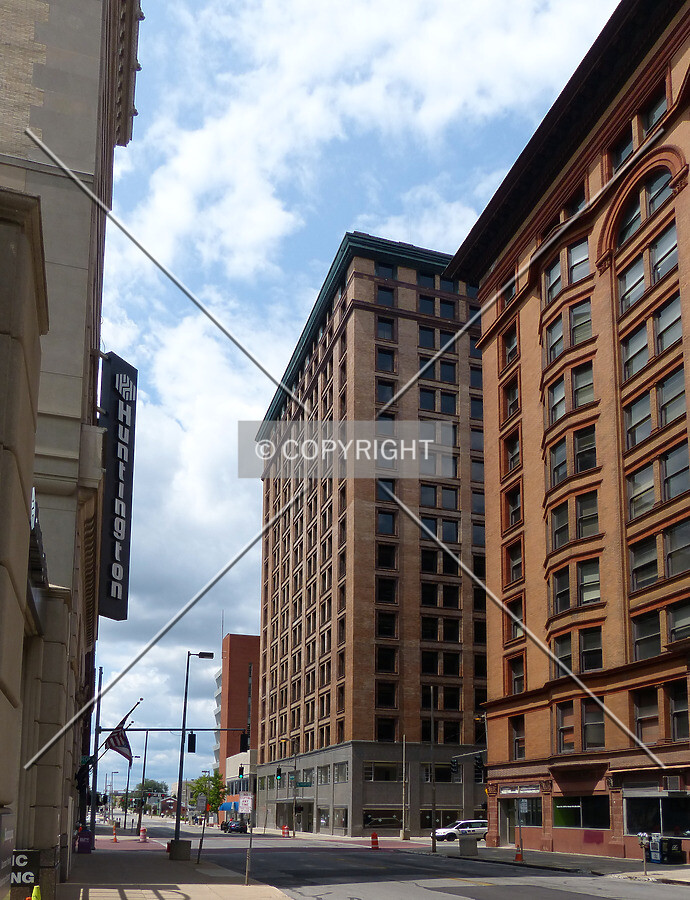 Photo 102-938-764