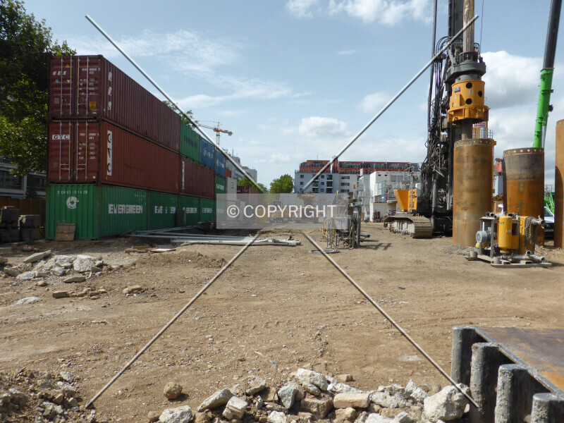 Photo 683-182-548
