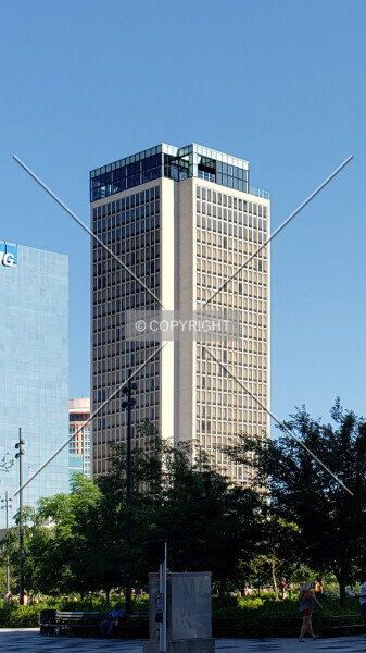Photo 684-108-748