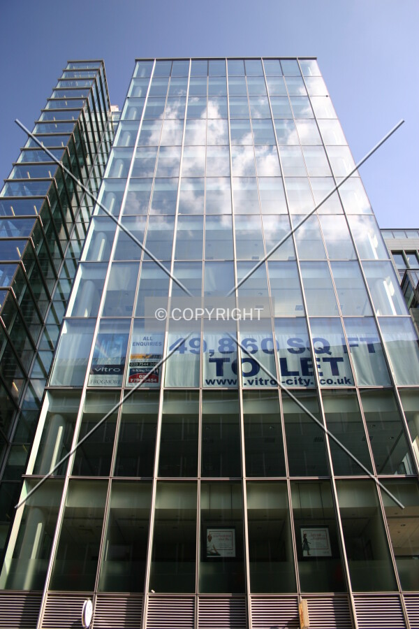 Looking directly up at the façade from Fenchurch Street