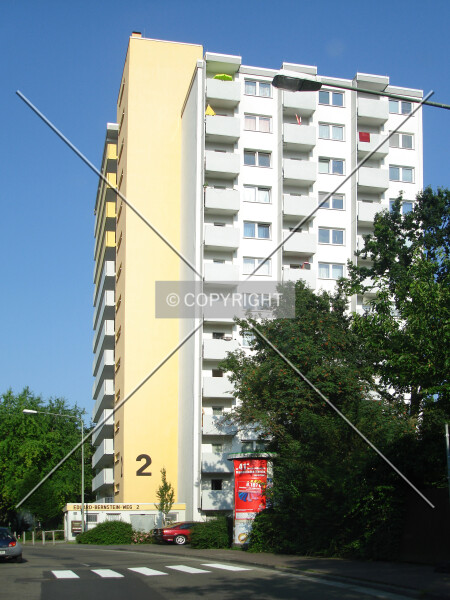 Photo 692-242-368