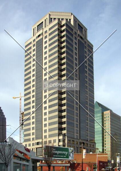 Photo 692-405-208
