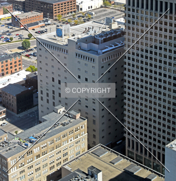 Photo 693-299-953