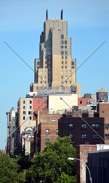 Photo 693-817-993