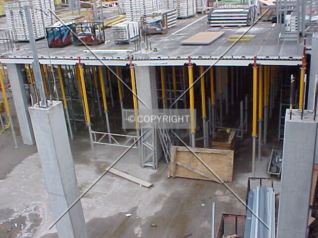Photo 693-913-572