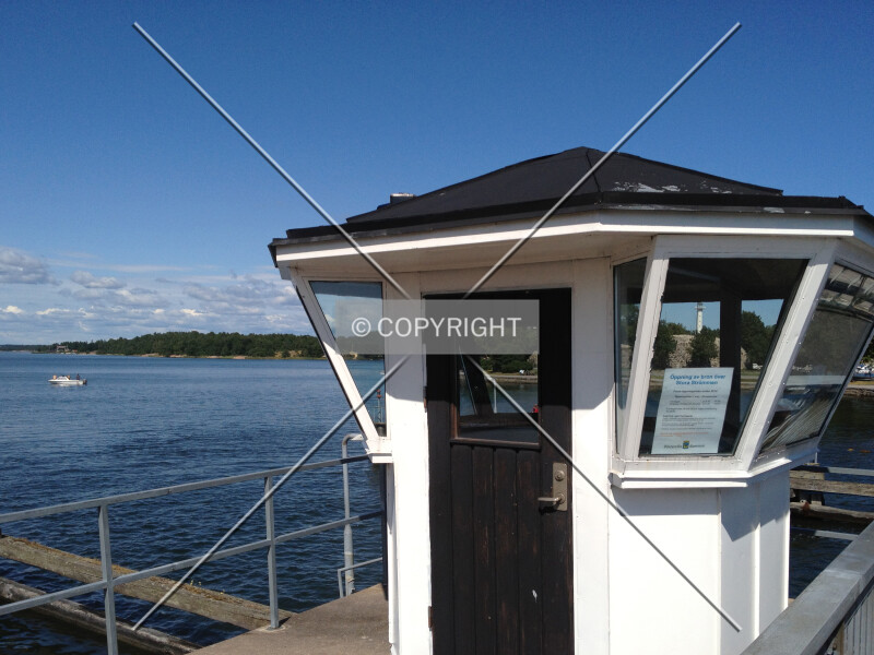 Photo 694-735-114