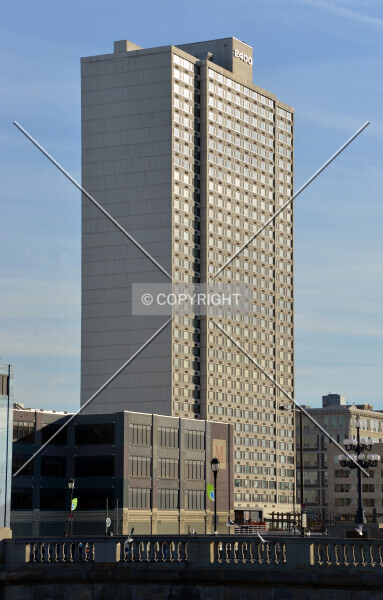 Photo 694-930-386