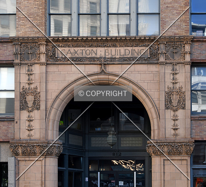 Photo 698-414-384
