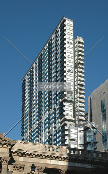 Photo 698-514-172