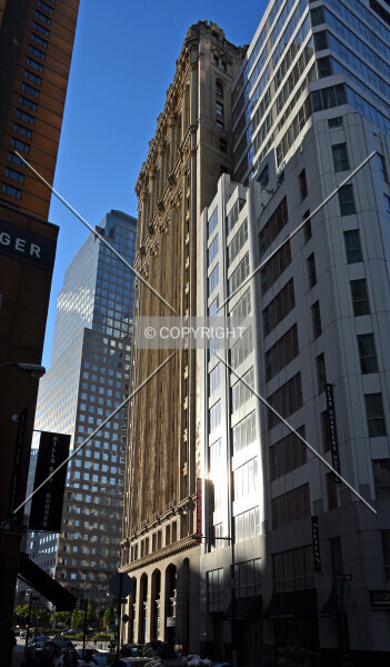 Photo 705-536-283