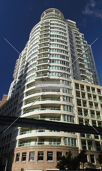 Photo 707-494-498