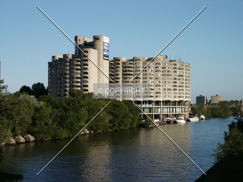 Photo 709-524-658