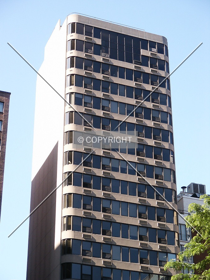 South facade seen from Delaware Place