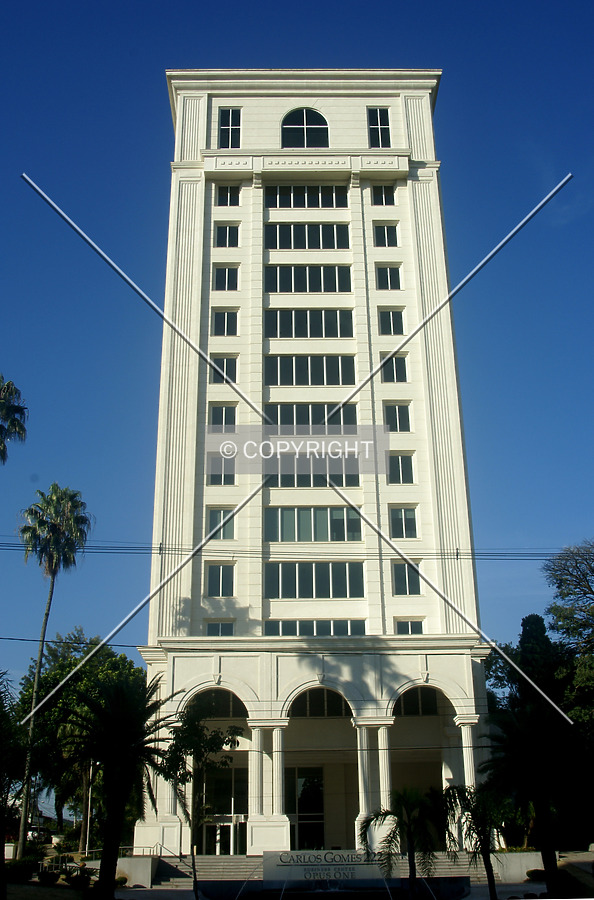 Front view from across Carlos Gomes Avenue