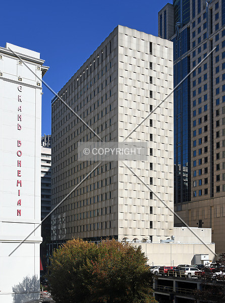 Photo 721-349-678