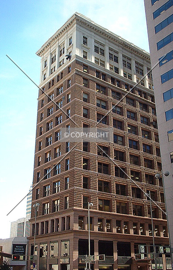 Northwest corner from Fountain Square