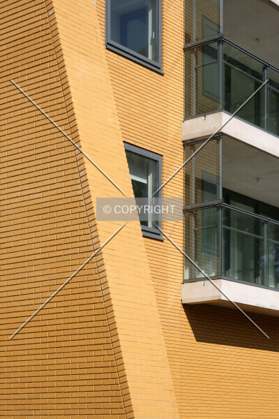 Photo 734-526-372