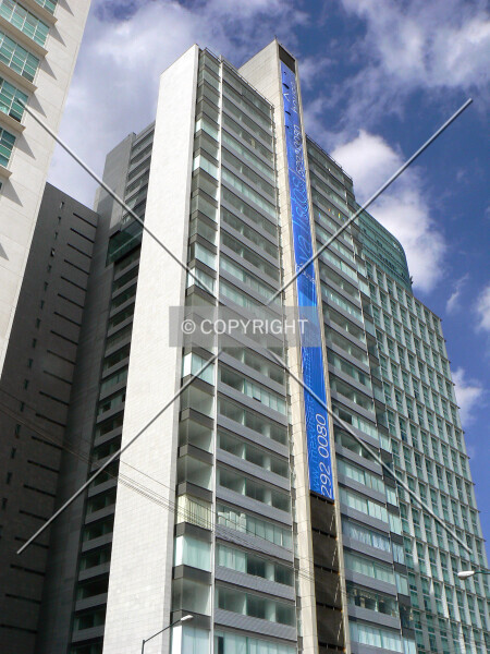 Photo 736-957-856