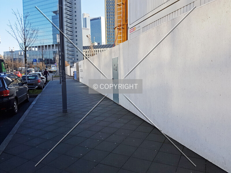 Photo 737-159-748