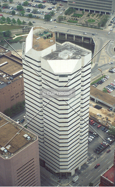 Photo 737-872-413