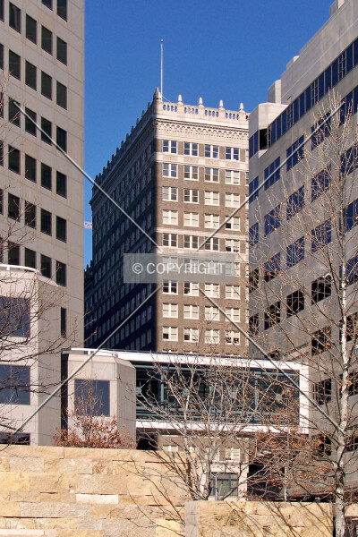 Photo 741-392-646