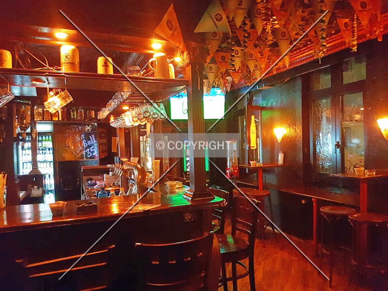 Photo 742-217-696