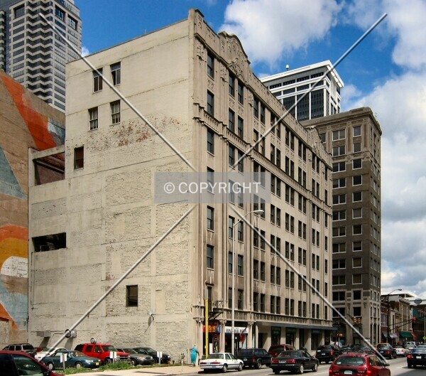 Photo 743-558-827