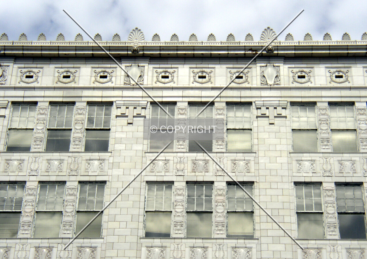 Detail of the upper floors on the southern facade