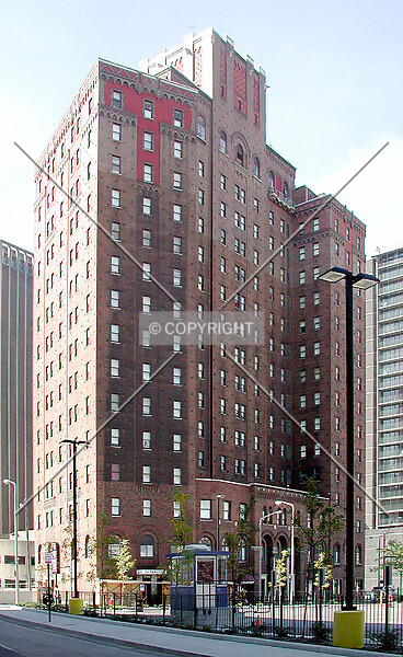 Photo 744-517-198