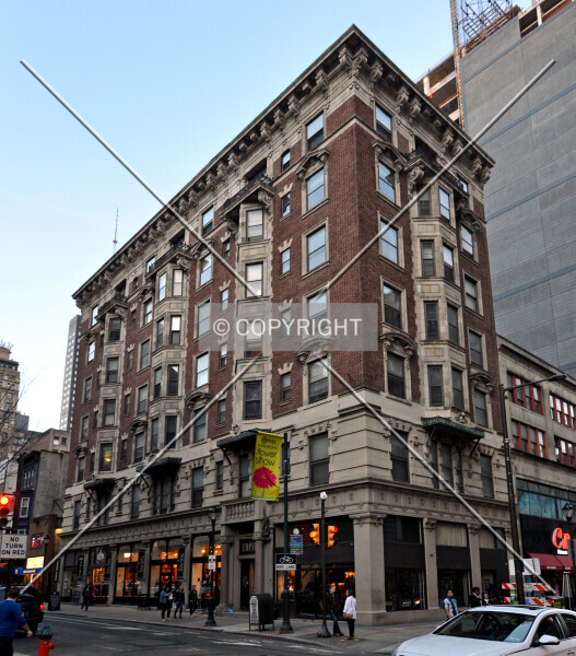 Photo 744-668-353