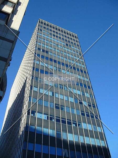 Photo 744-975-548