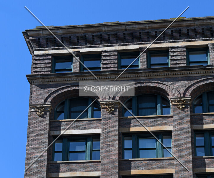 Photo 745-418-949