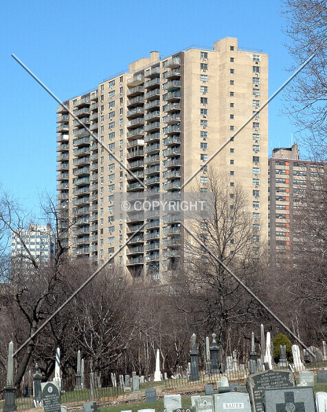 Photo 745-482-415