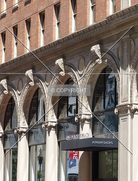Photo 147-704-623