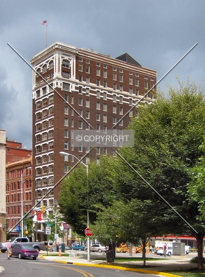 View to the northwest along Virginia Avenue