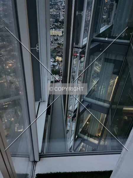 Photo 749-140-322