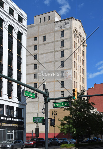 Photo 753-204-595