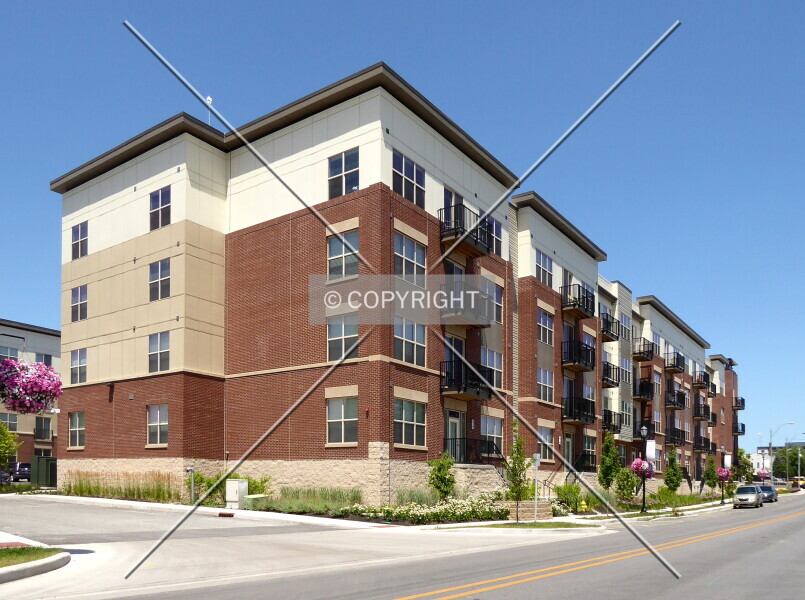 306 Riverfront District, Northeast Building