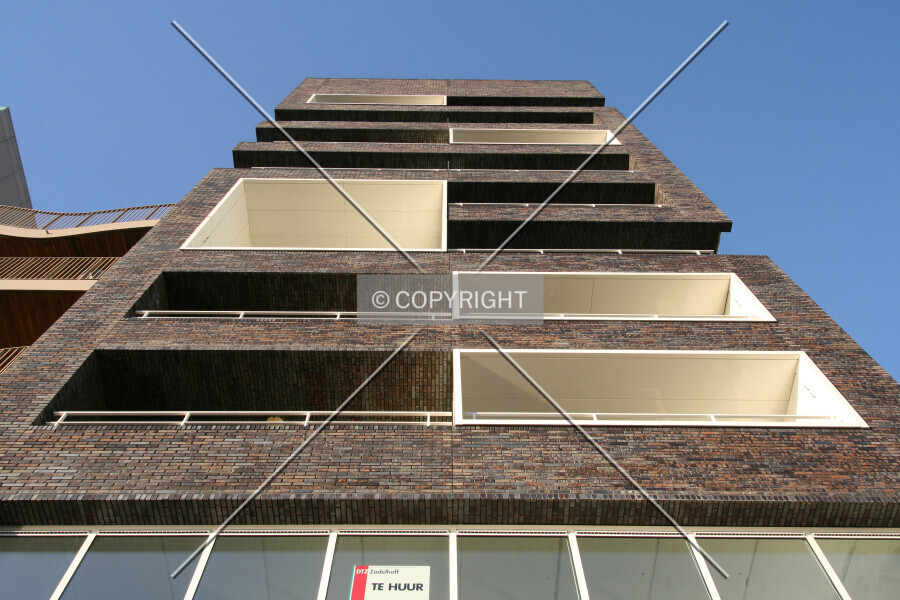 Photo 756-704-024