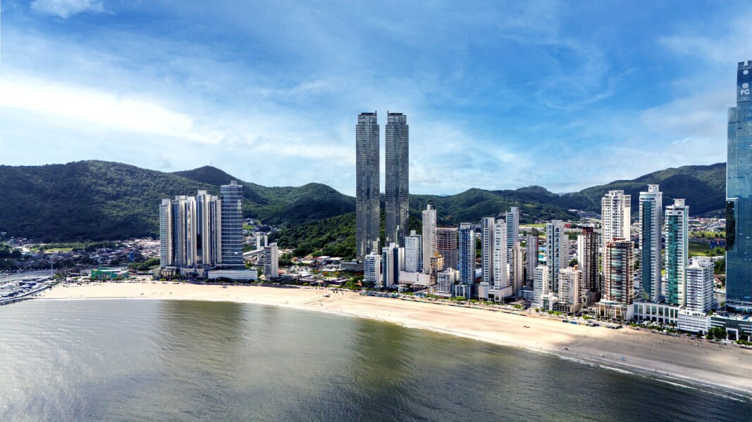Yachthouse by Pininfarina Tower 2