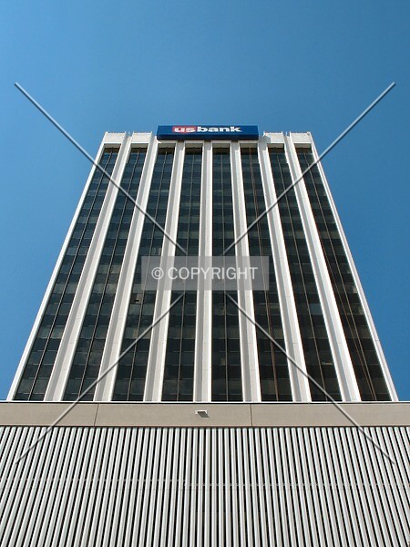 Photo 780-372-316
