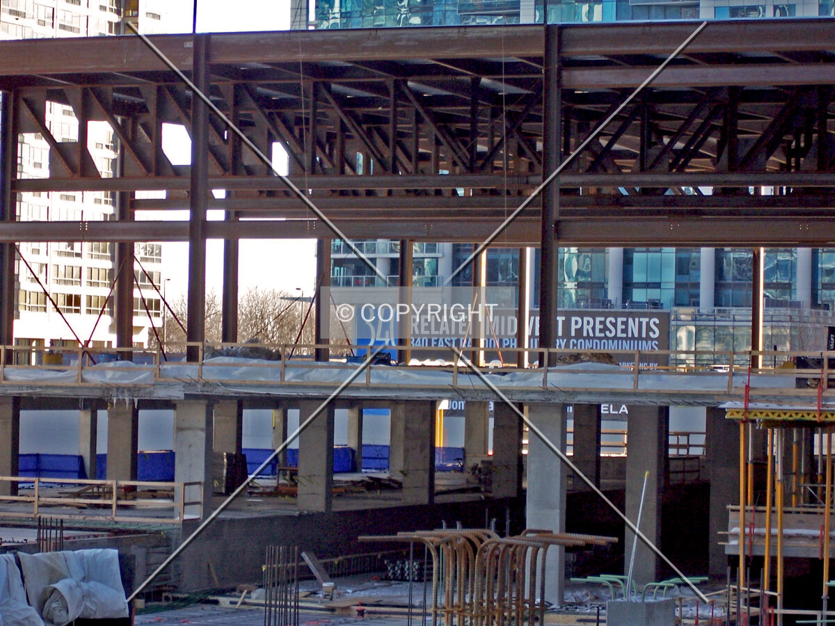 Looking south from the rear plaza of 303 Est Wacker