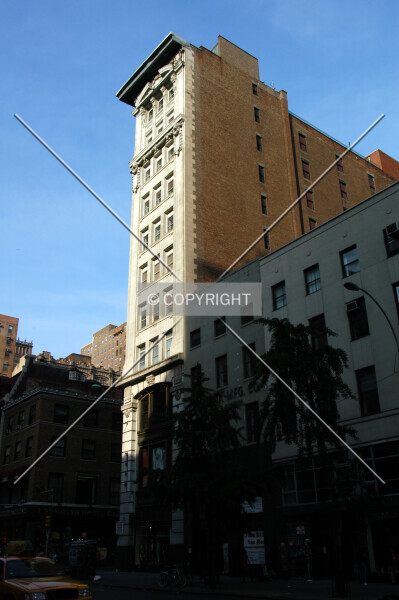 Photo 794-943-535