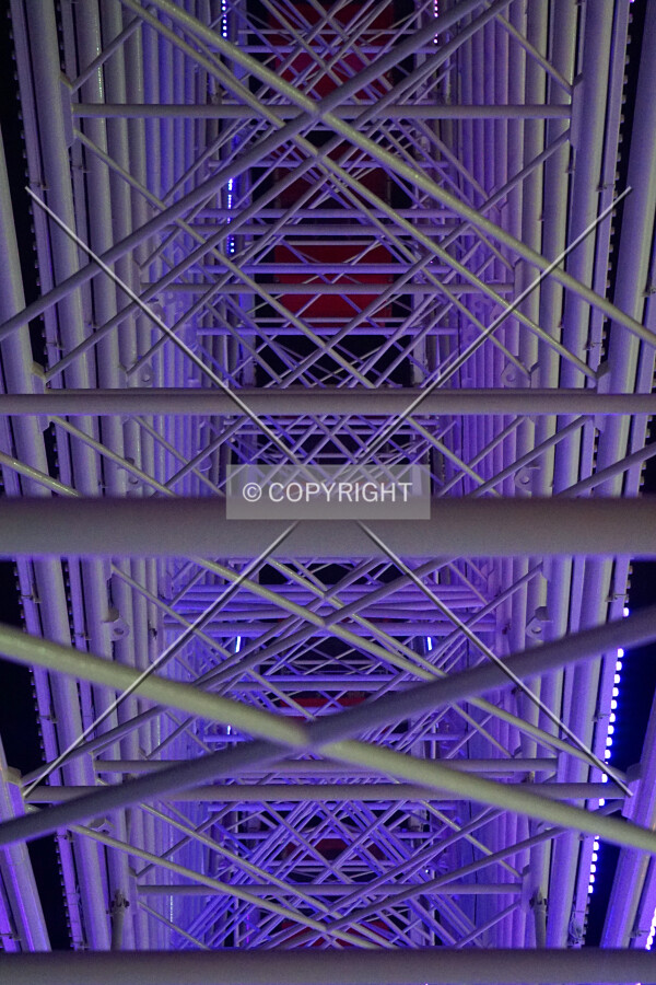 Night view through the center of the Ferris wheel; October 22, 2016